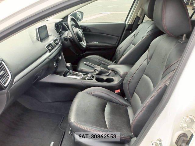 Mazda AXELA SPORT 2014-01 6672379-3