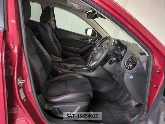 Mazda AXELA SPORT 2014-08 6672382-27