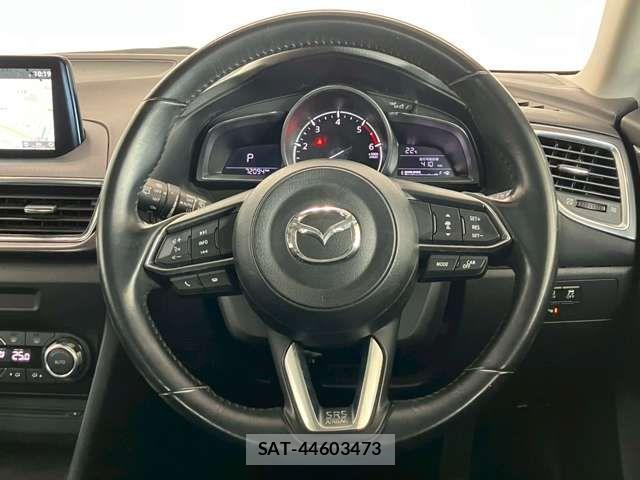 Mazda AXELA SPORT 2016-07 6676760-13