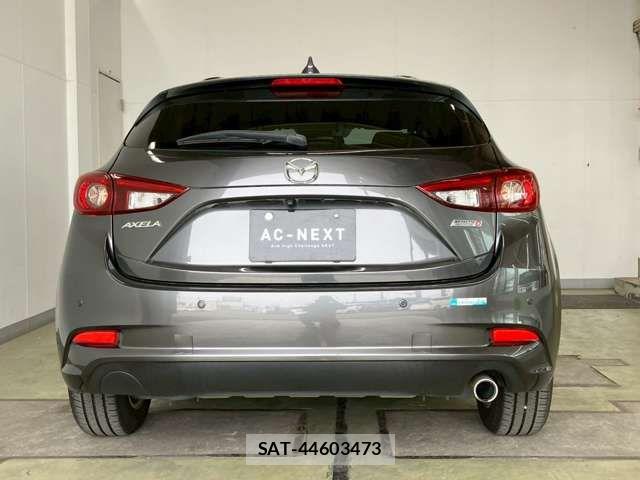 Mazda AXELA SPORT 2016-07 6676760-18