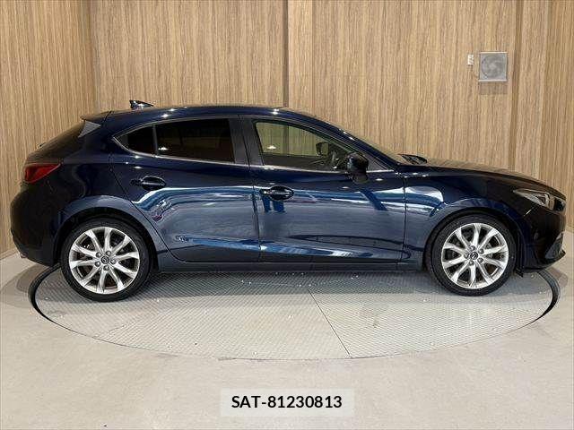 Mazda AXELA SPORT 2016-03 6682732-17