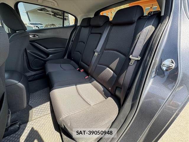 Mazda AXELA SPORT 2015-05 6682731-17