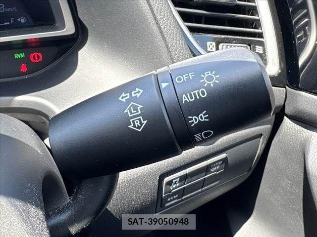 Mazda AXELA SPORT 2015-05 6682731-27