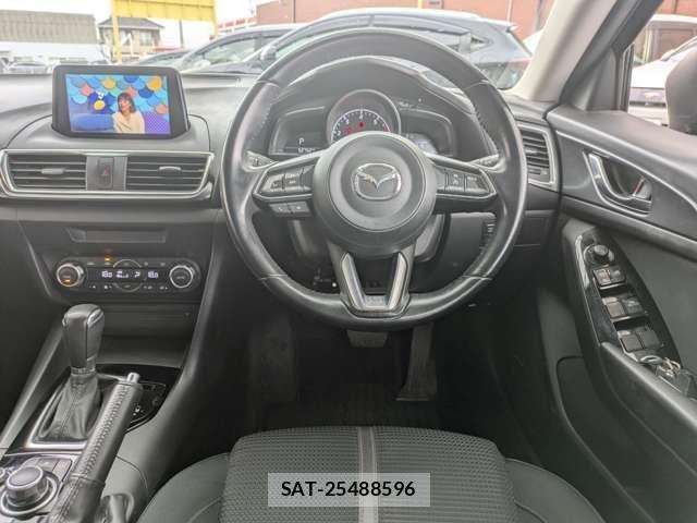Mazda AXELA SPORT 2017-07 6716582-9