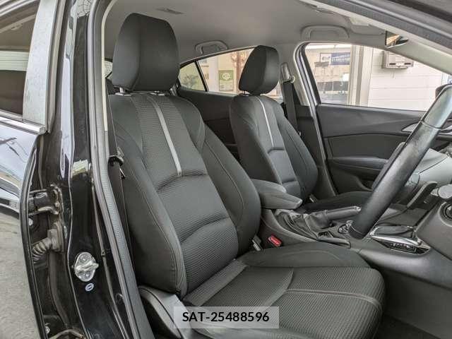Mazda AXELA SPORT 2017-07 6716582-2