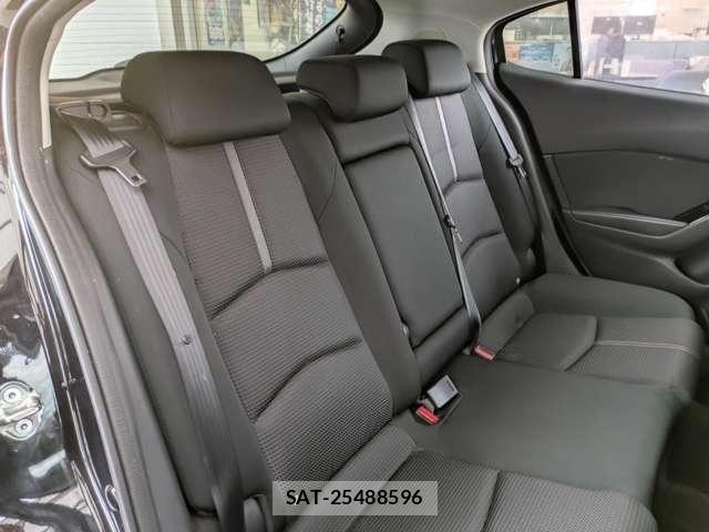 Mazda AXELA SPORT 2017-07 6716582-3