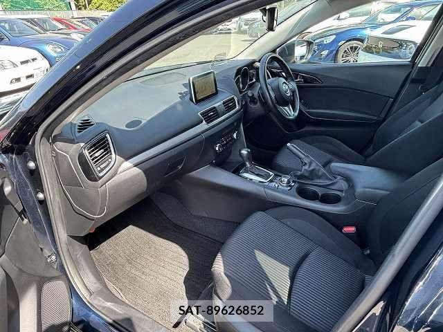 Mazda AXELA SPORT 2015-03 6815805-22