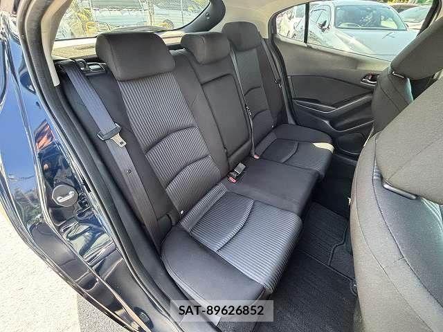 Mazda AXELA SPORT 2015-03 6815805-25