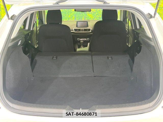Mazda AXELA SPORT 2018-03 6815806-9