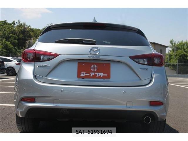 Mazda AXELA SPORT 2016-07 6908028-11