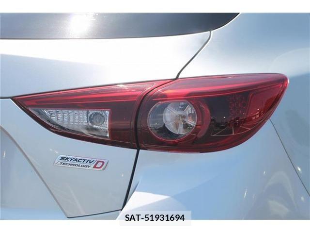 Mazda AXELA SPORT 2016-07 6908028-13