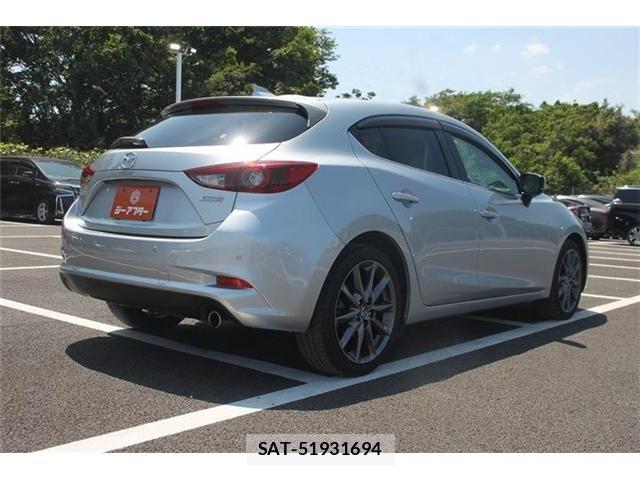 Mazda AXELA SPORT 2016-07 6908028-14