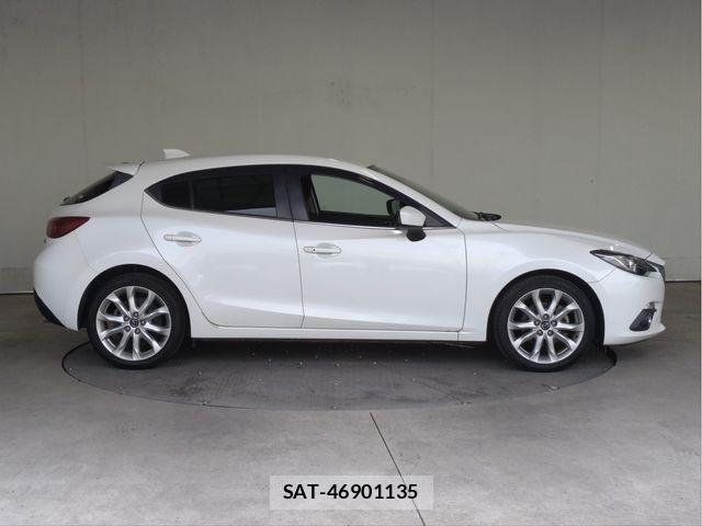Mazda AXELA SPORT 2013-11 6908023-18