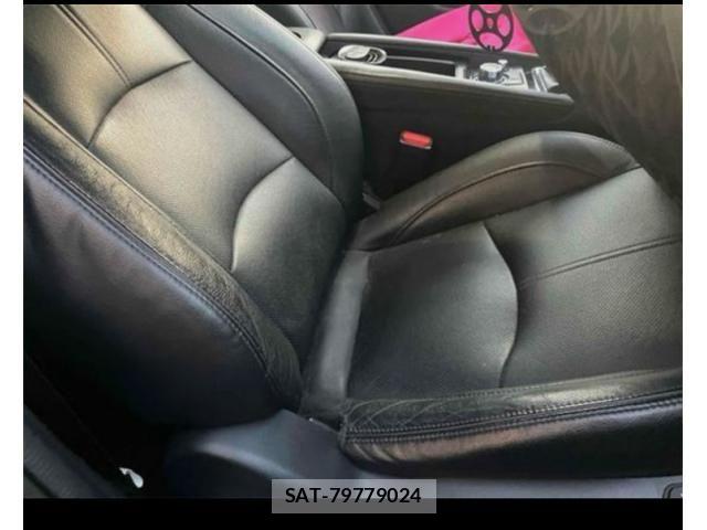 Mazda AXELA SPORT 2017-10 6908022-2