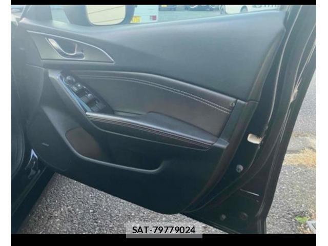 Mazda AXELA SPORT 2017-10 6908022-7