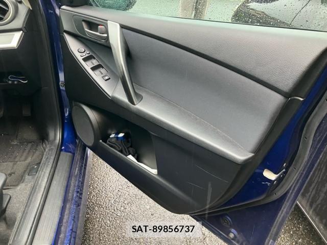 Mazda AXELA SPORT 2010-02 6908043-12
