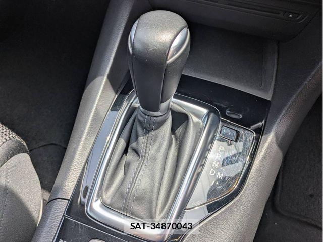 Mazda AXELA SPORT 2017-04 6908015-11