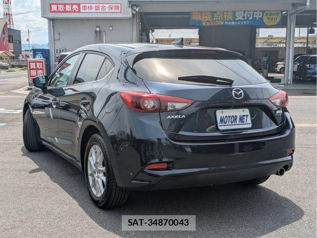 Mazda AXELA SPORT 2017-04 6908015-19