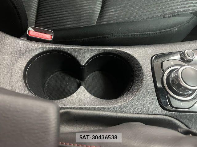 Mazda AXELA SPORT 2014-10 6908017-23