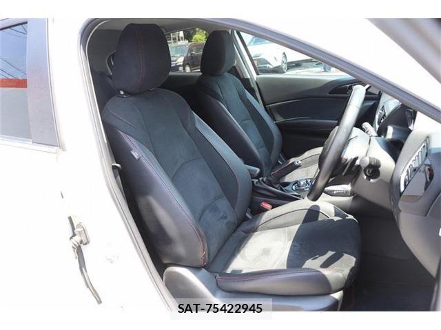 Mazda AXELA SPORT 2014-11 6995375-14