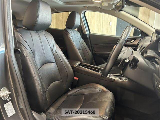Mazda AXELA SPORT 2016-08 6995367-9