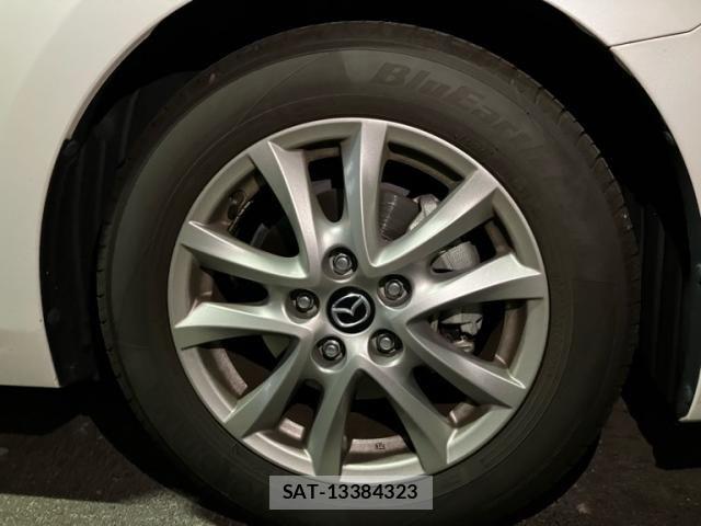 Mazda AXELA SPORT 2016-05 6995366-4