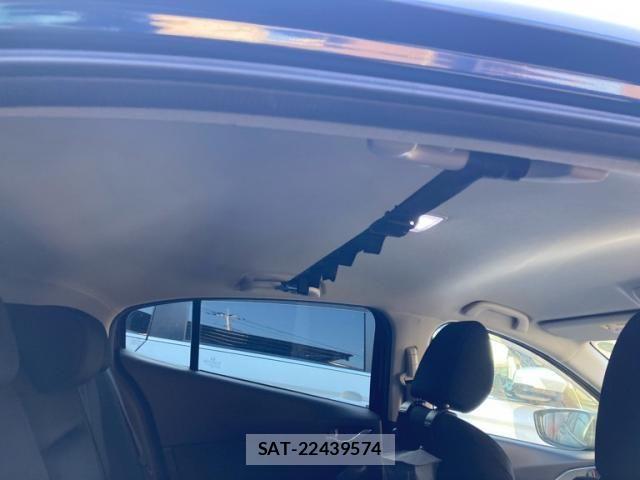 Mazda AXELA SPORT 2017-05 7020828-4