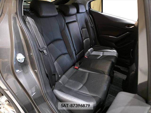 Mazda AXELA SPORT 2016-08 7059376-10