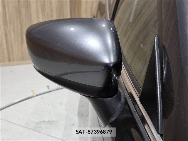Mazda AXELA SPORT 2016-08 7059376-28