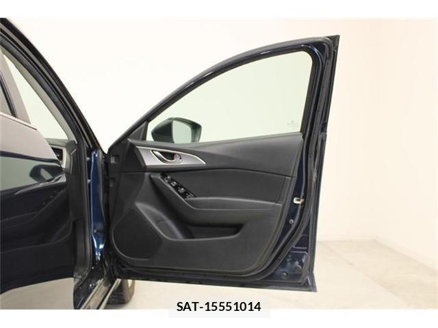 Mazda AXELA SPORT 2017-07 7059378-28