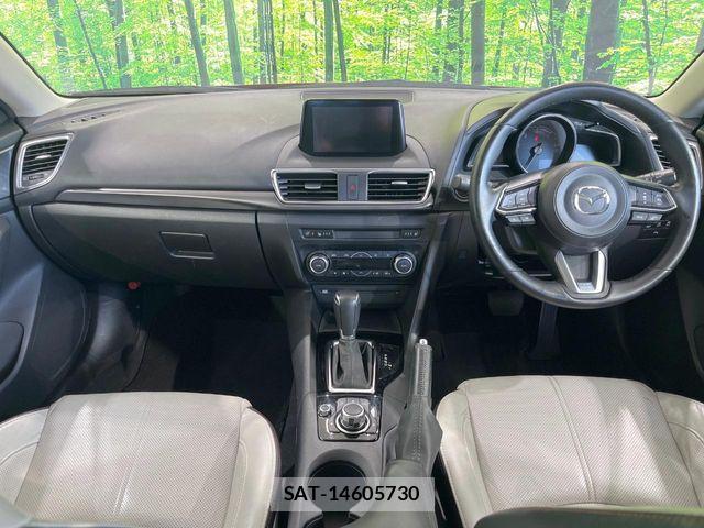 Mazda AXELA SPORT 2017-01 7059381-1
