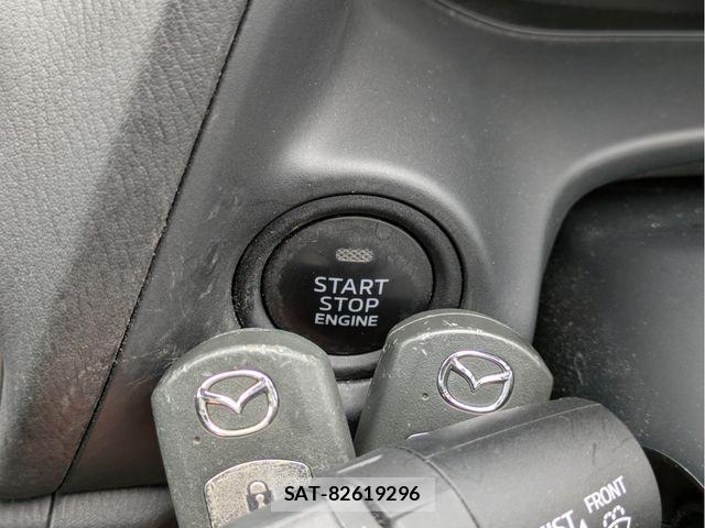 Mazda AXELA SPORT 2015-07 7059349-12