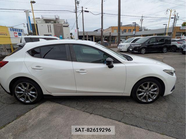 Mazda AXELA SPORT 2015-07 7059349-16