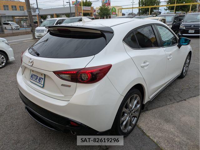 Mazda AXELA SPORT 2015-07 7059349-1