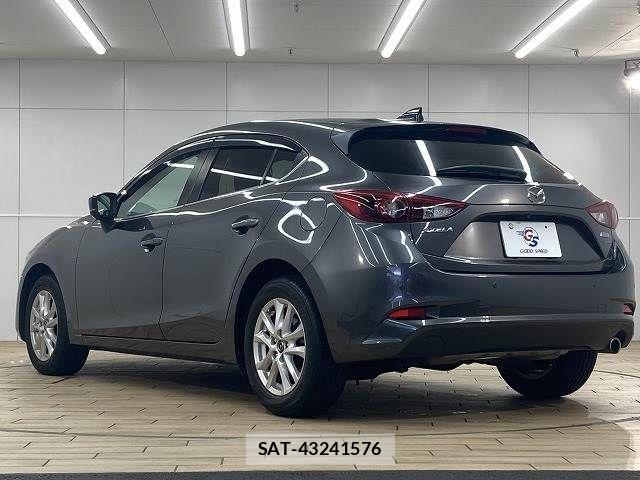 Mazda AXELA SPORT 2017-02 7216152-15