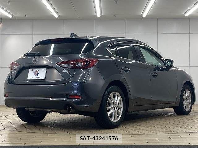 Mazda AXELA SPORT 2017-02 7216152-16