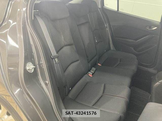 Mazda AXELA SPORT 2017-02 7216152-5