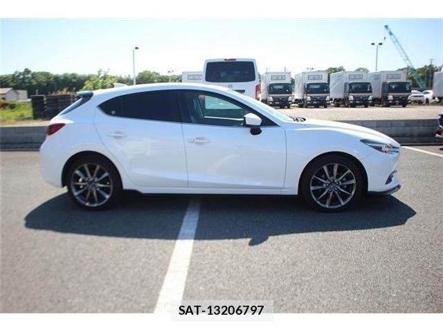 Mazda AXELA SPORT 2017-03 7221326-14