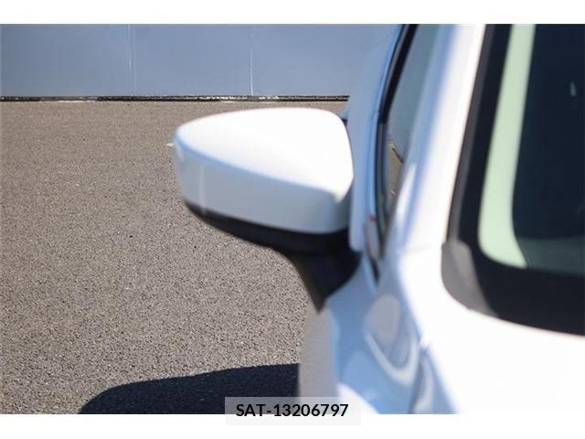 Mazda AXELA SPORT 2017-03 7221326-23