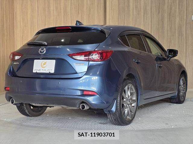 Mazda AXELA SPORT 2016-09 7221325-19