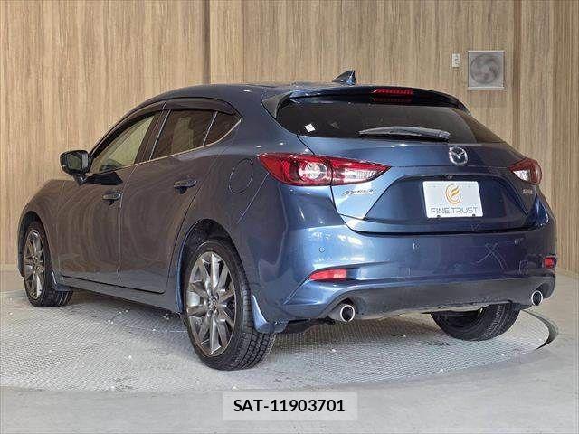 Mazda AXELA SPORT 2016-09 7221325-21