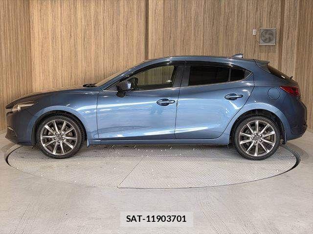 Mazda AXELA SPORT 2016-09 7221325-22