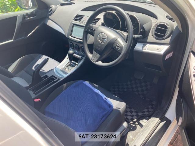 Mazda AXELA SPORT 2010-03 7221318-12