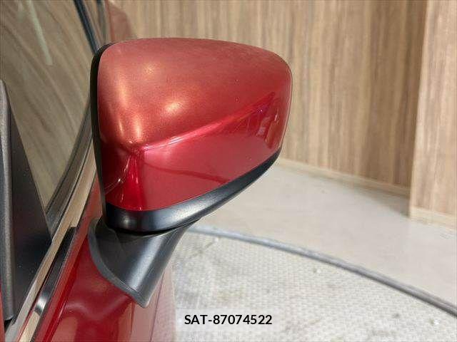 Mazda AXELA SPORT 2014-02 7251416-27