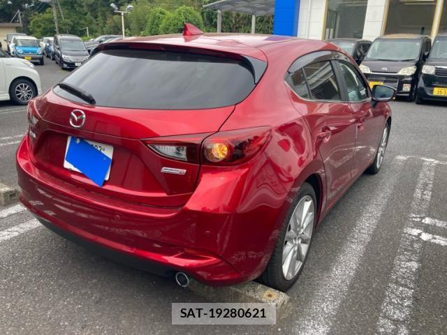 Mazda AXELA SPORT 2017-09 7251414-9
