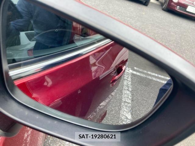 Mazda AXELA SPORT 2017-09 7251414-11