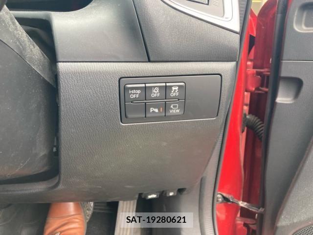 Mazda AXELA SPORT 2017-09 7251414-18