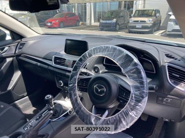 Mazda AXELA SPORT 2017-01 7251413-12