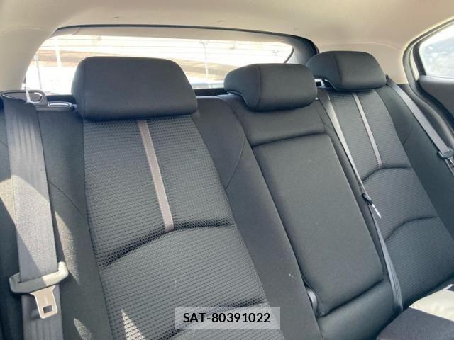 Mazda AXELA SPORT 2017-01 7251413-14