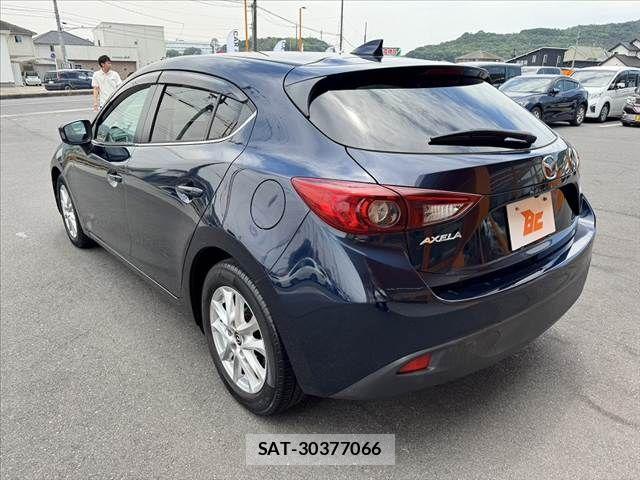 Mazda AXELA SPORT 2015-11 7251412-12